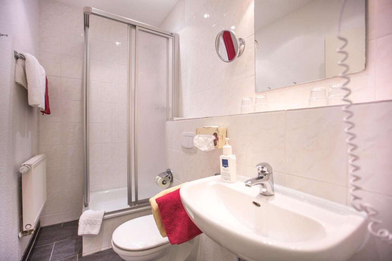 Hotel Graf Waldersee Боркум Екстериор снимка