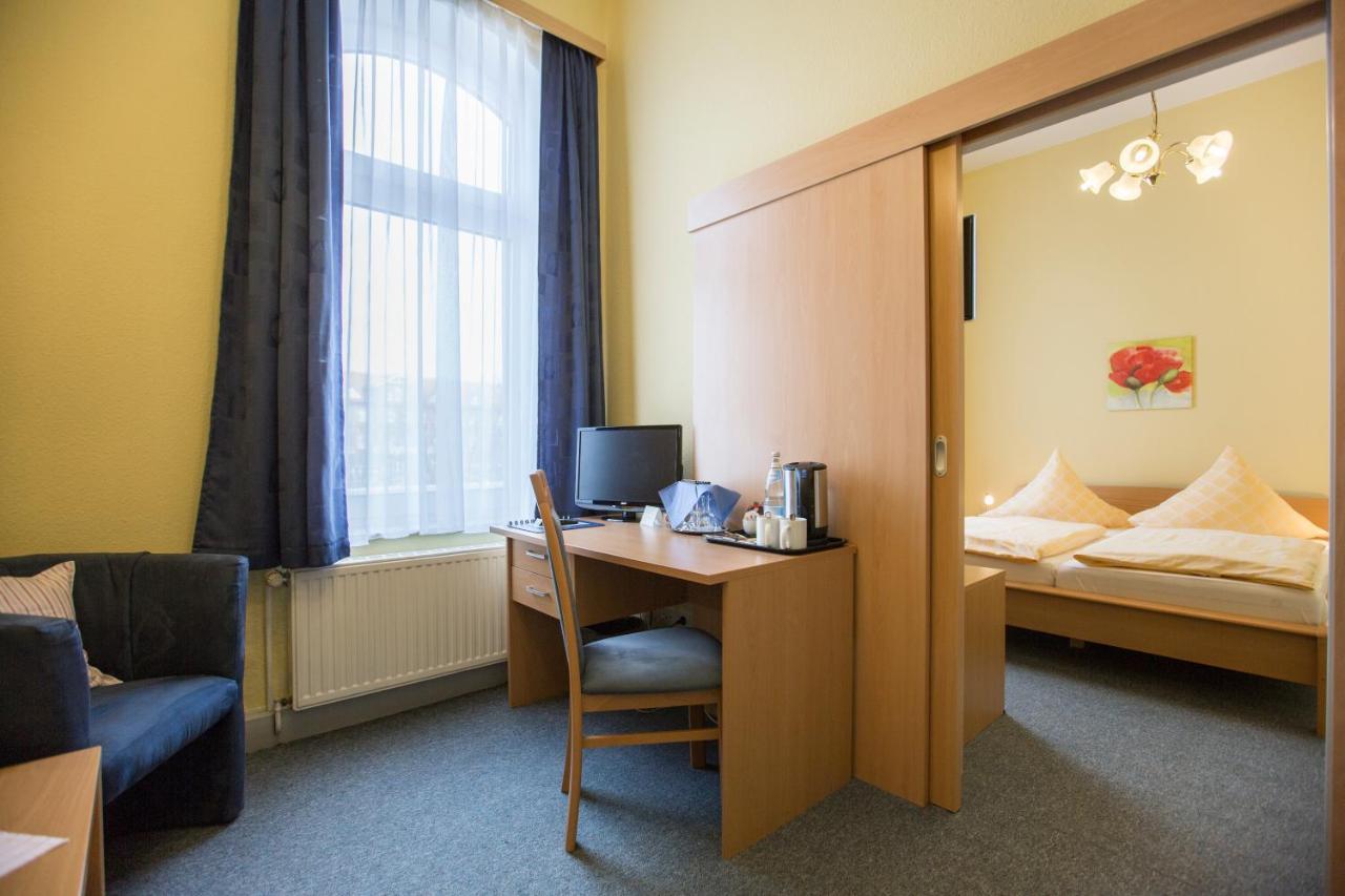 Hotel Graf Waldersee Боркум Екстериор снимка