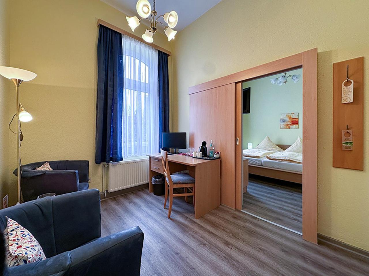 Hotel Graf Waldersee Боркум Екстериор снимка