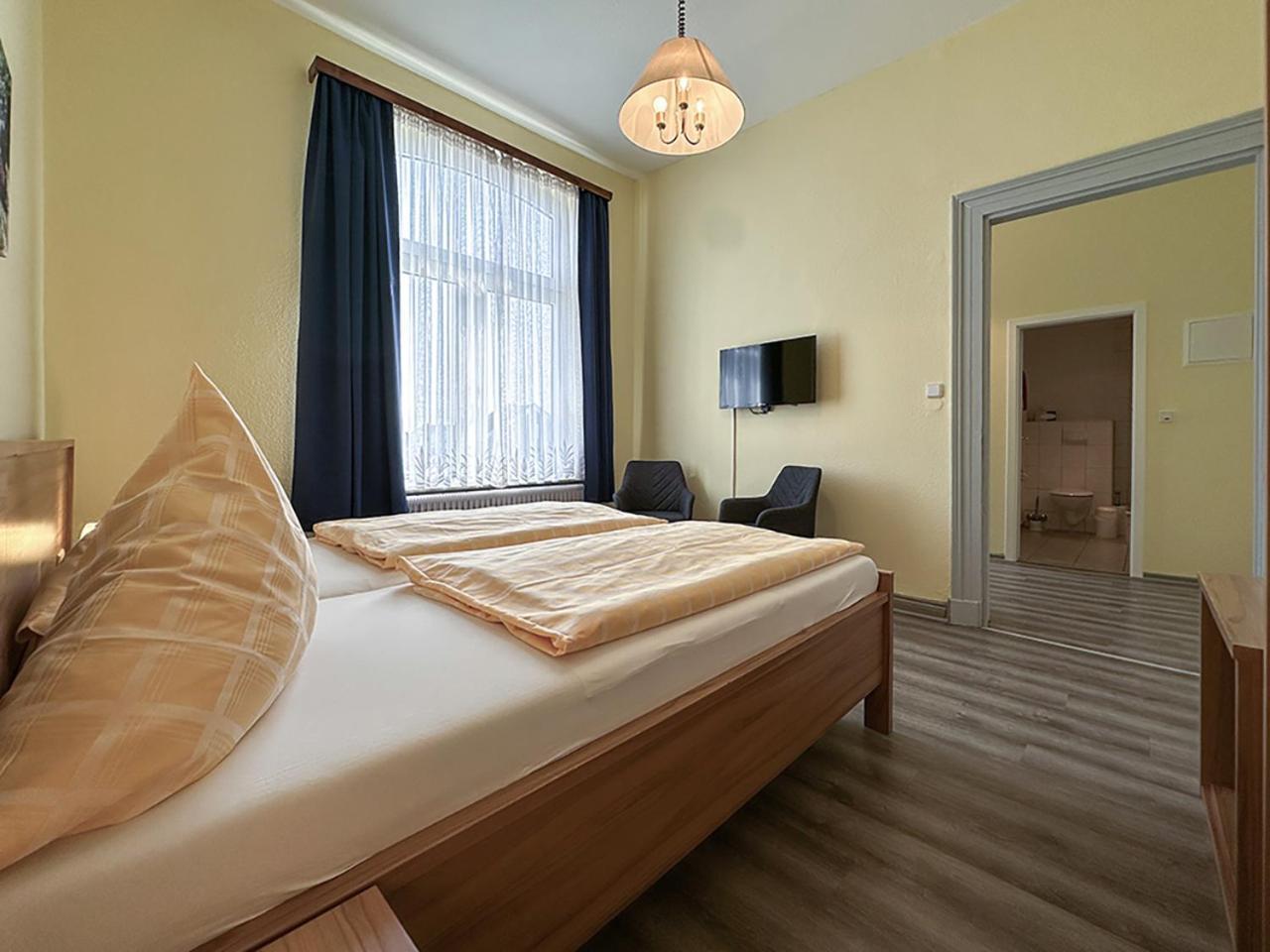 Hotel Graf Waldersee Боркум Екстериор снимка