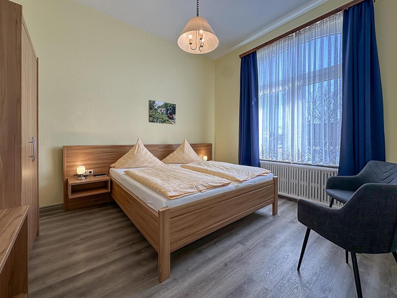 Hotel Graf Waldersee Боркум Екстериор снимка