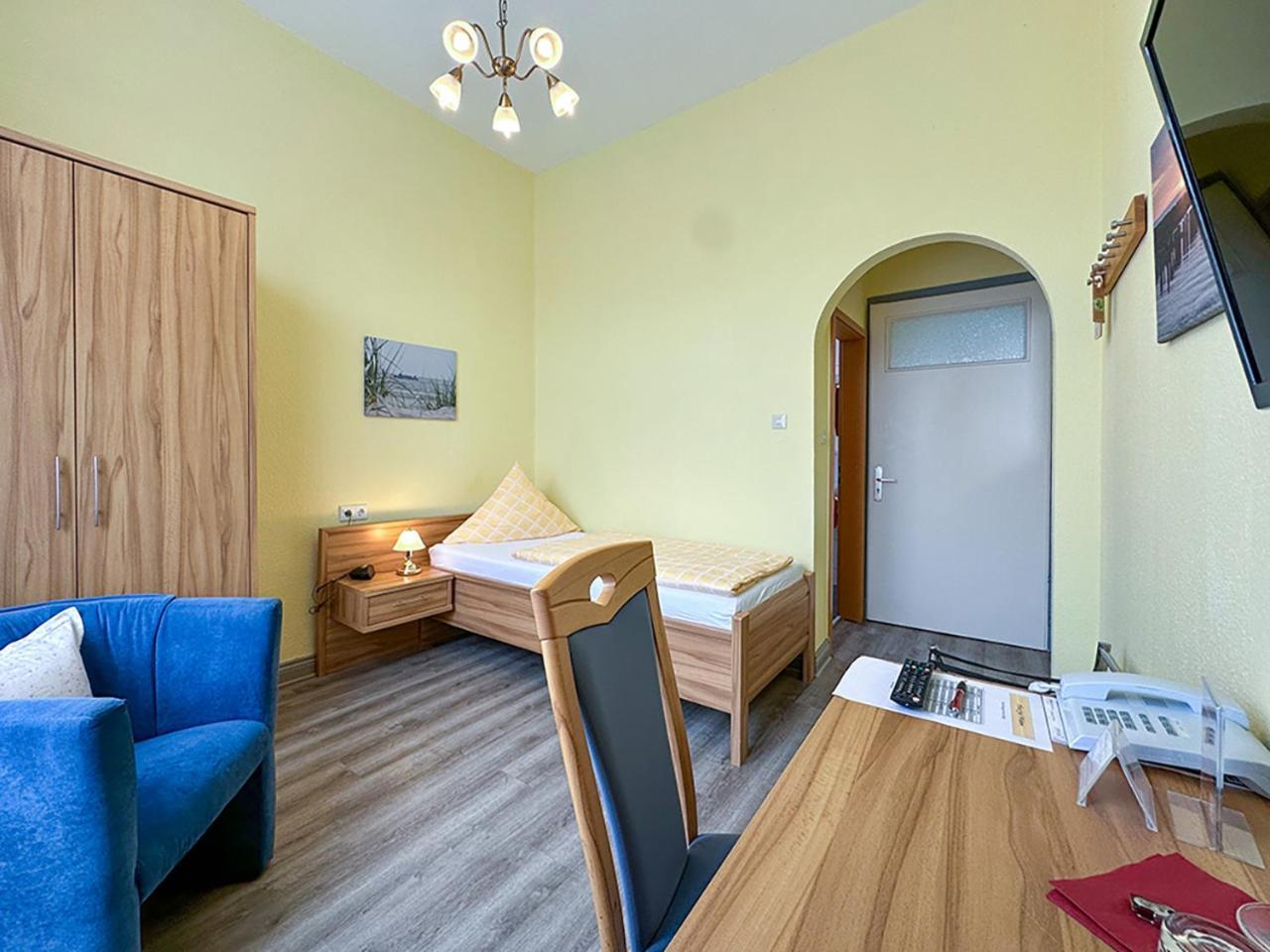 Hotel Graf Waldersee Боркум Екстериор снимка